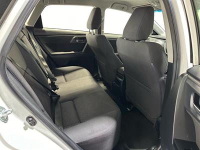 2015 Toyota Corolla - Thumbnail