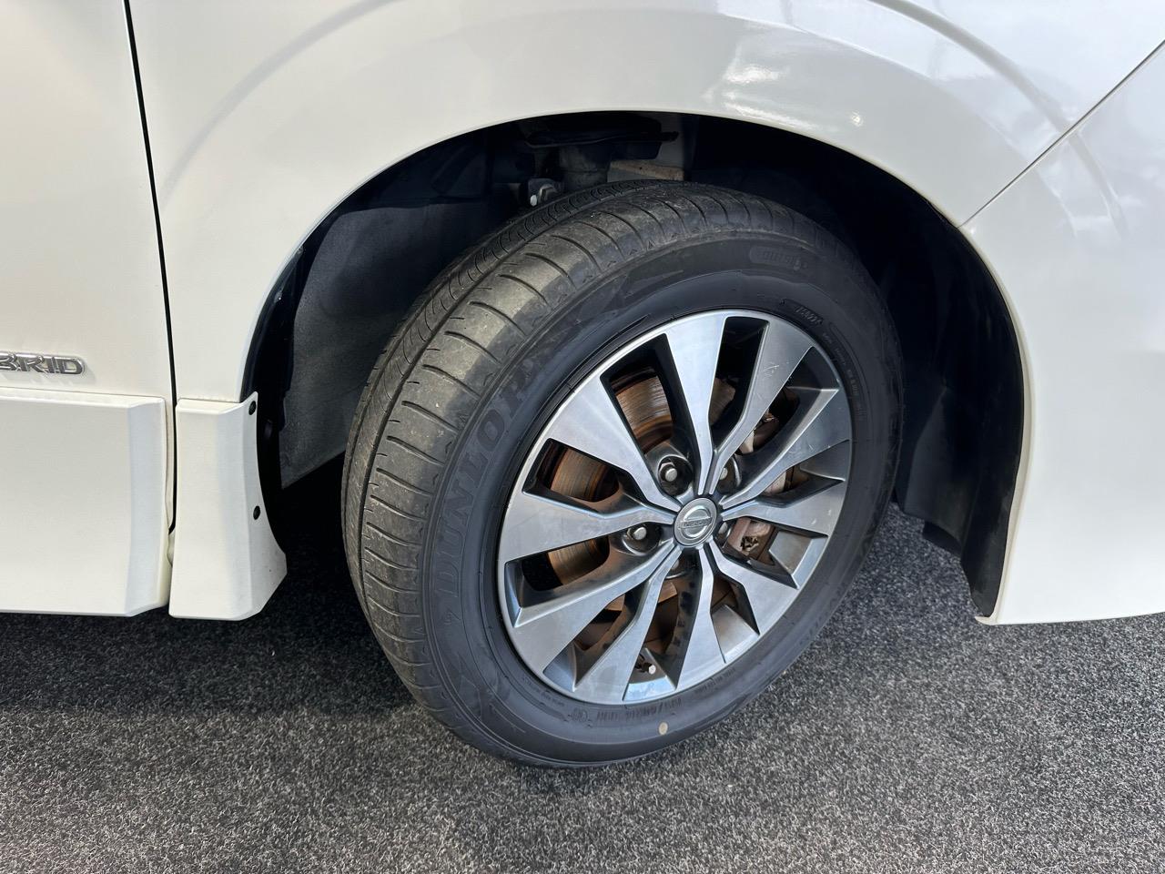 2016 Nissan Serena