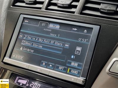 2013 Toyota Prius - Thumbnail