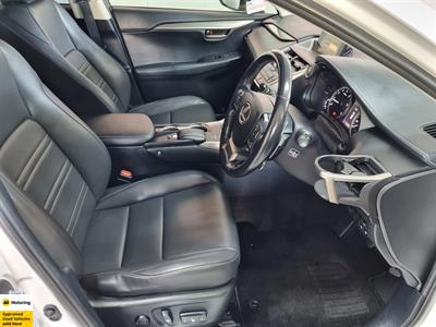 2015 Lexus NX 200t - Thumbnail