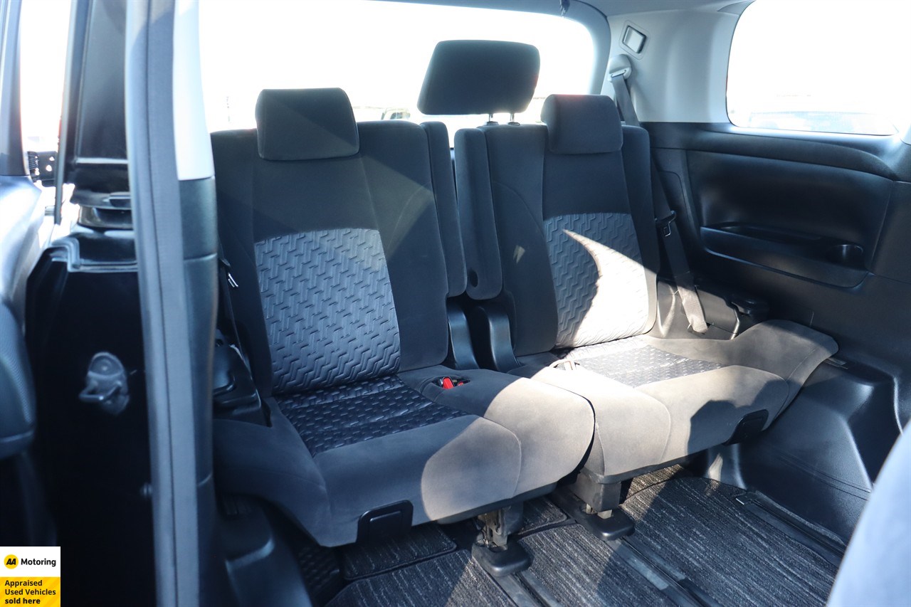 2016 Toyota Vellfire