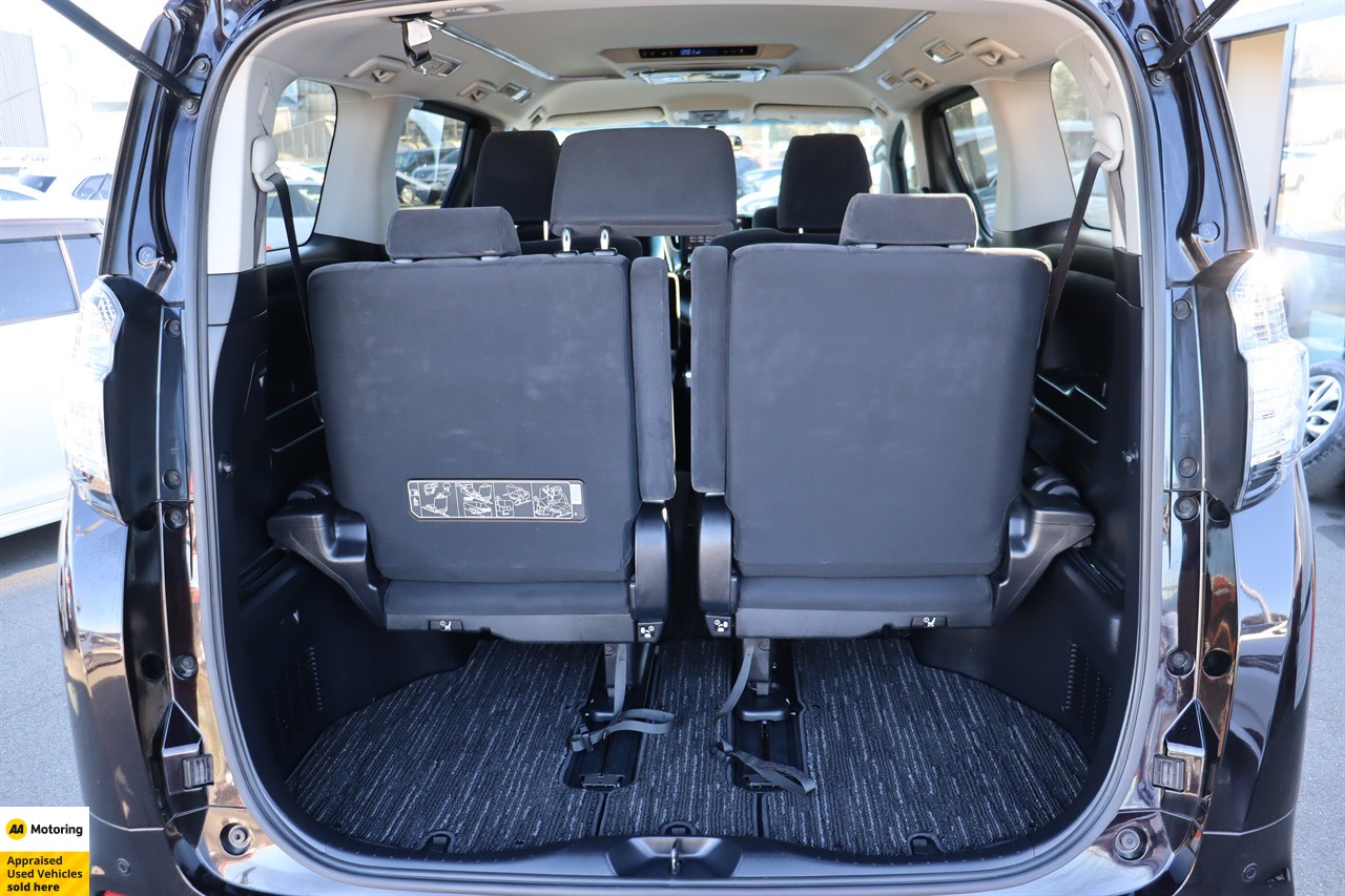 2016 Toyota Vellfire