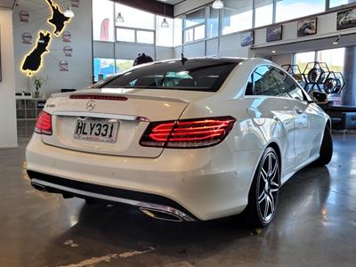 2014 Mercedes-Benz E 400 - Thumbnail