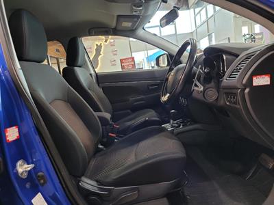 2016 Mitsubishi RVR - Thumbnail