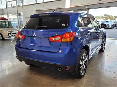 2016 Mitsubishi RVR - Thumbnail