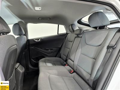 2022 Hyundai IONIQ - Thumbnail