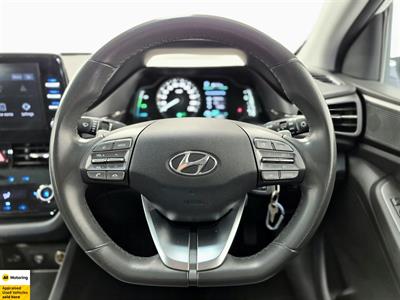 2022 Hyundai IONIQ - Thumbnail