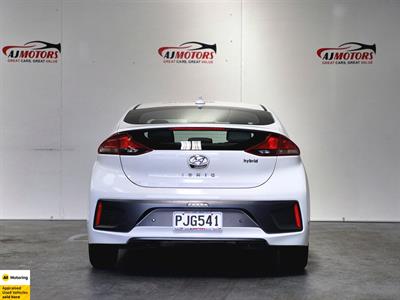 2022 Hyundai IONIQ - Thumbnail