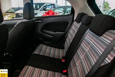 2012 Mazda Demio - Thumbnail
