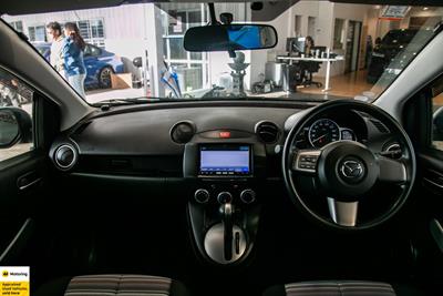 2012 Mazda Demio - Thumbnail