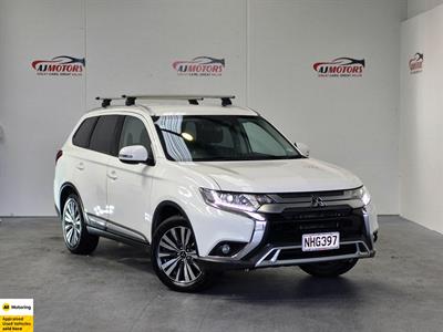 2021 Mitsubishi Outlander - Thumbnail