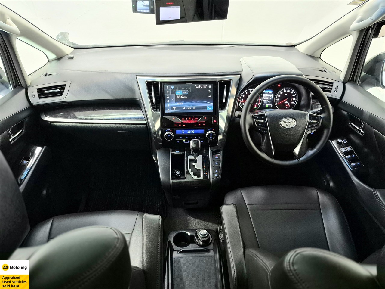 2018 Toyota Vellfire