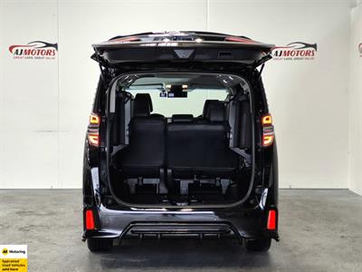 2018 Toyota Vellfire - Thumbnail