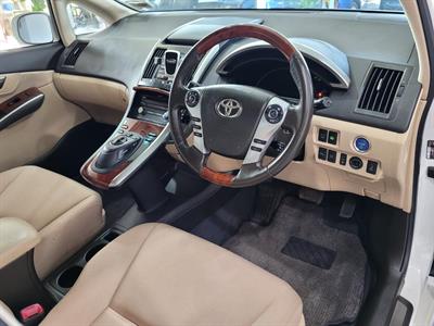 2013 Toyota Sai - Thumbnail