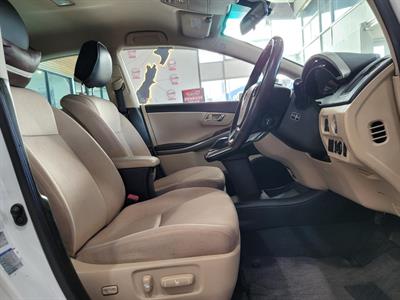 2013 Toyota Sai - Thumbnail