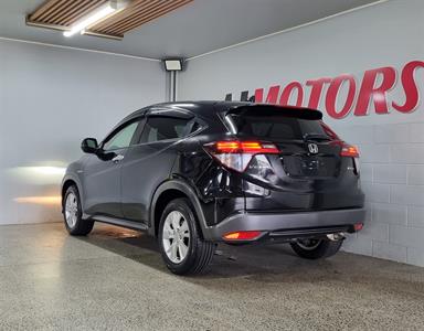2015 Honda Vezel - Thumbnail