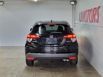 2015 Honda Vezel - Thumbnail