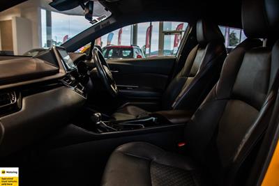 2019 Toyota C-HR - Thumbnail