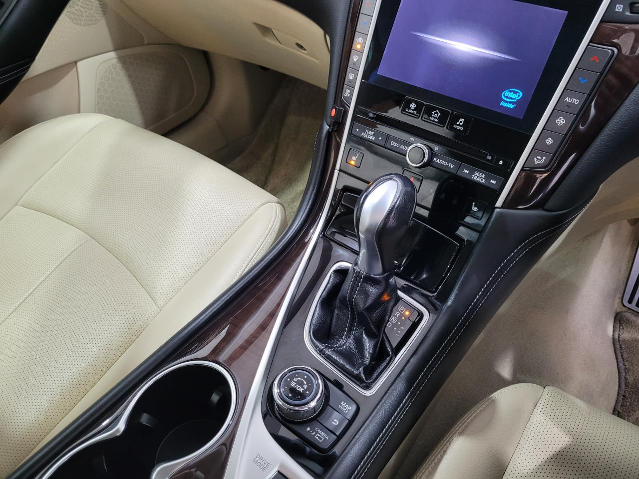 2014 Nissan Skyline