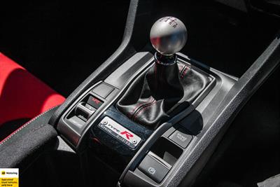 2019 Honda Civic - Thumbnail
