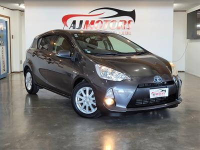 2013 Toyota Aqua - Thumbnail