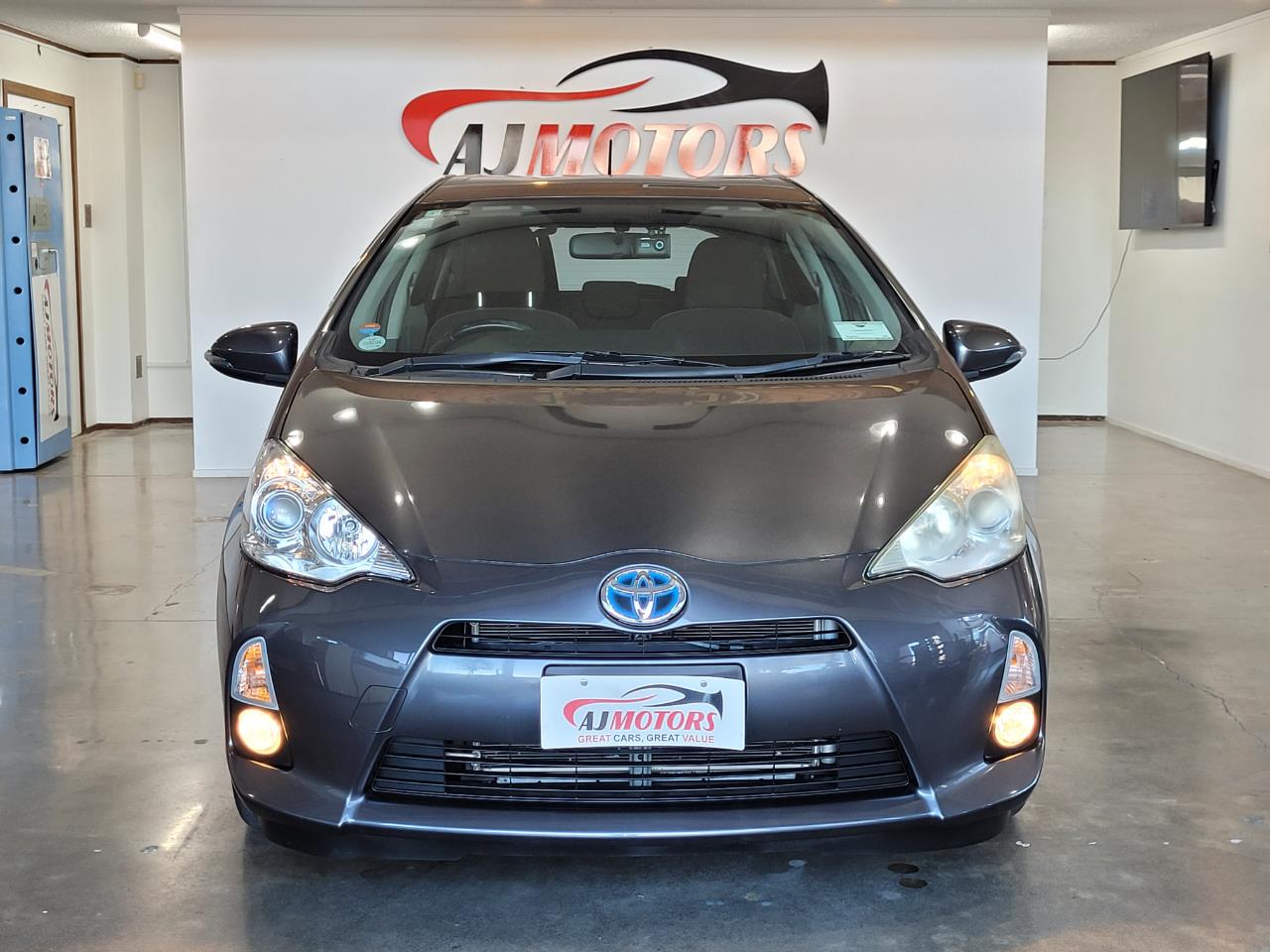 2013 Toyota Aqua