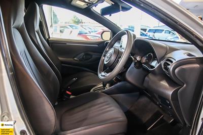 2021 Toyota Yaris - Thumbnail