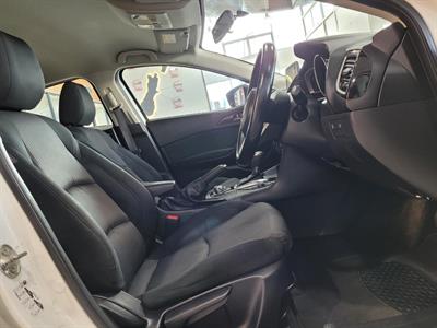 2016 Mazda 3 - Thumbnail