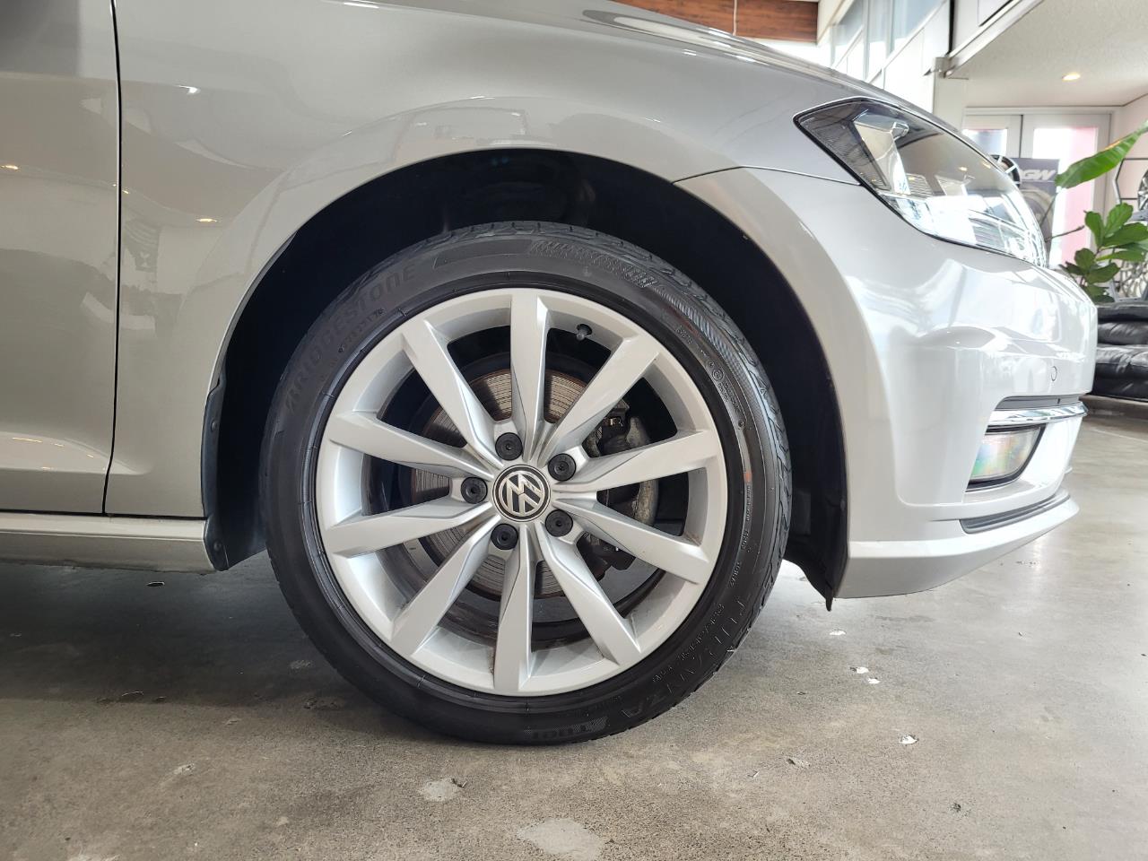 2019 Volkswagen Golf