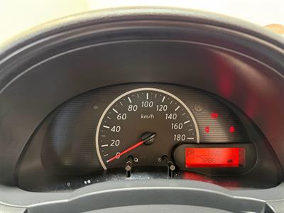 2018 Nissan March - Thumbnail