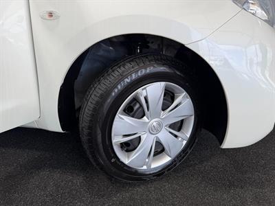 2018 Nissan March - Thumbnail