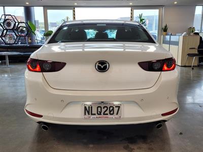 2021 Mazda 3 - Thumbnail