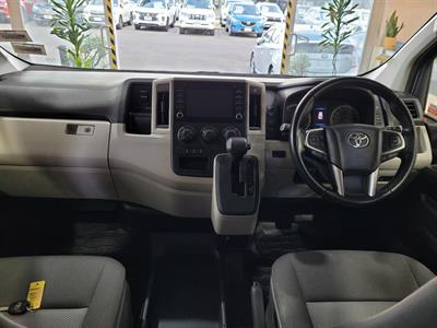 2019 Toyota Hiace - Thumbnail