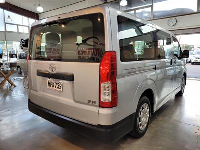 2019 Toyota Hiace - Thumbnail