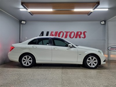 2011 Mercedes-Benz C 200 - Thumbnail