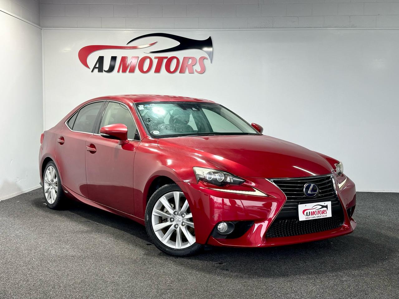 2013 Lexus IS300h