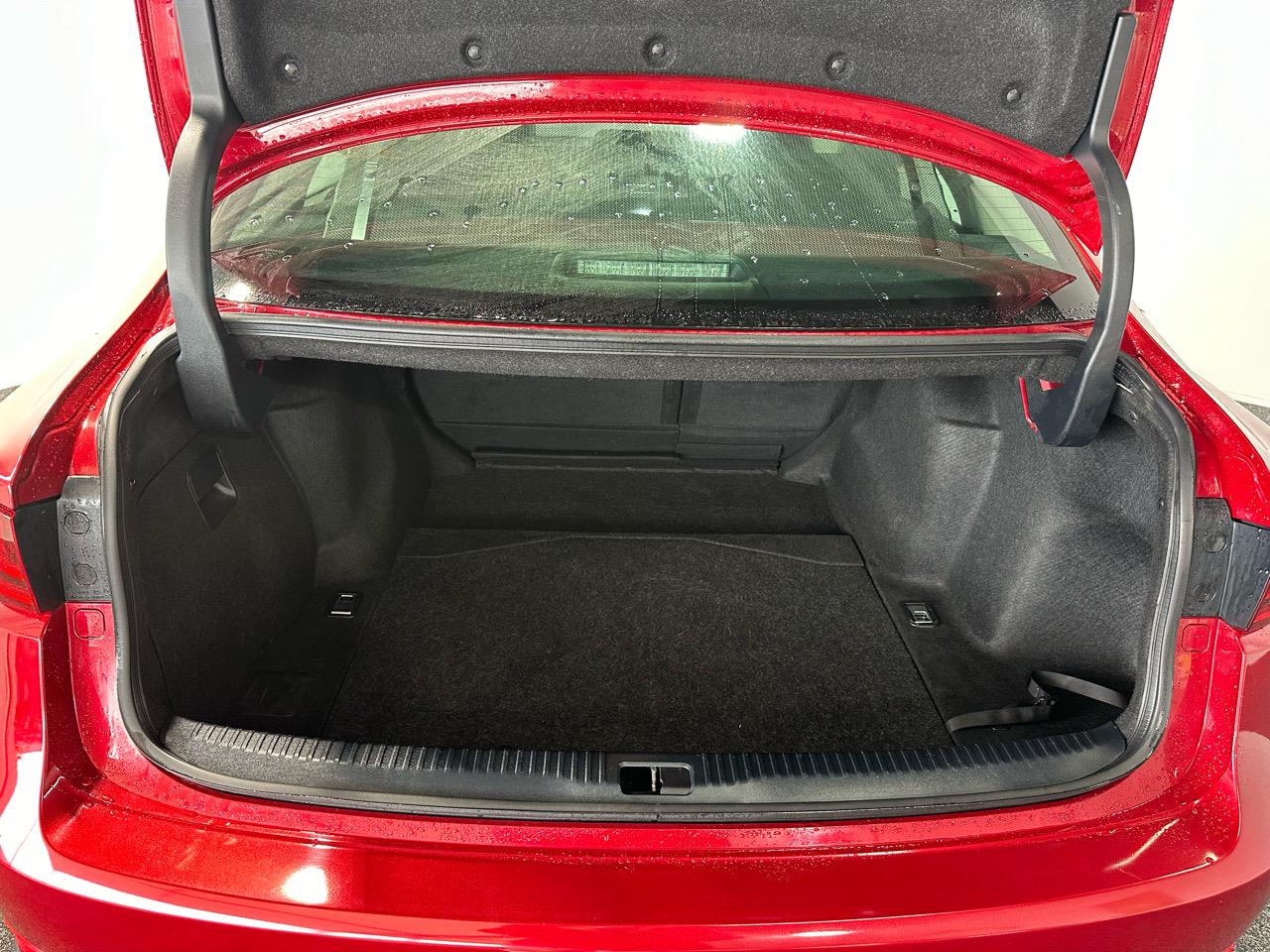 2013 Lexus IS300h