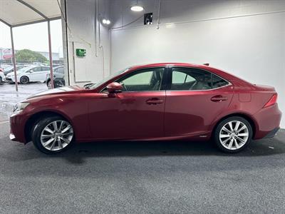 2013 Lexus IS300h - Thumbnail