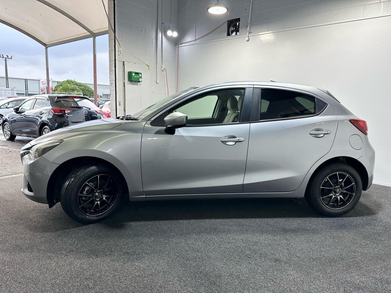 2015 Mazda Demio