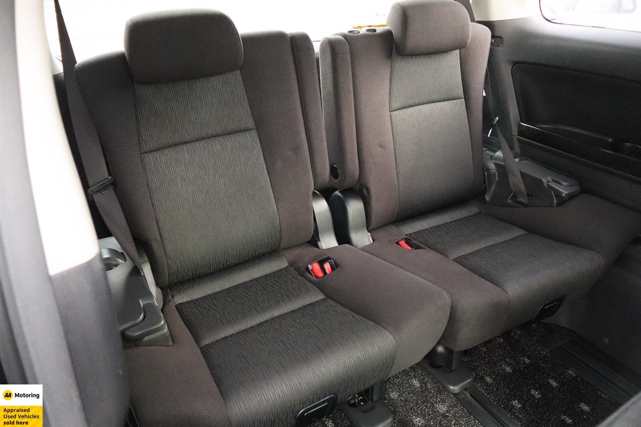 2012 Toyota Vellfire