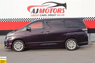 2012 Toyota Vellfire - Thumbnail