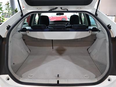 2014 Toyota Prius - Thumbnail