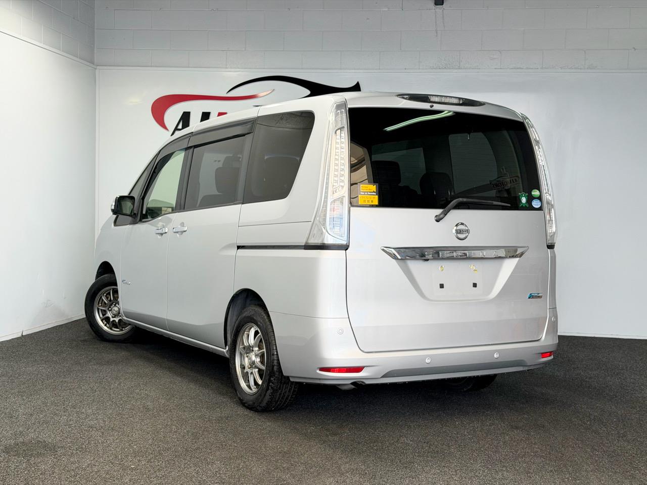 2015 Nissan Serena