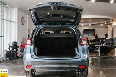 2015 Mazda CX-5 - Thumbnail