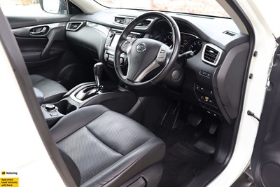 2015 Nissan X-Trail - Thumbnail