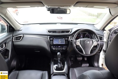 2015 Nissan X-Trail - Thumbnail