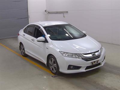2015 Honda Grace - Thumbnail
