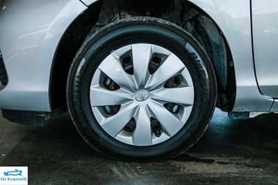 2013 Toyota Aqua - Thumbnail