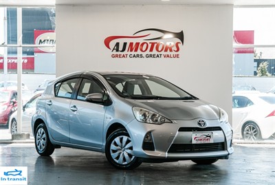 2013 Toyota Aqua - Thumbnail