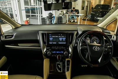 2017 Toyota Vellfire - Thumbnail